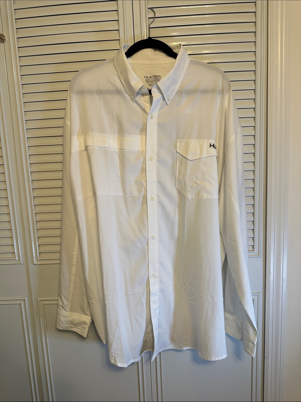 Huk White Men's Casual Button-Down Shirt